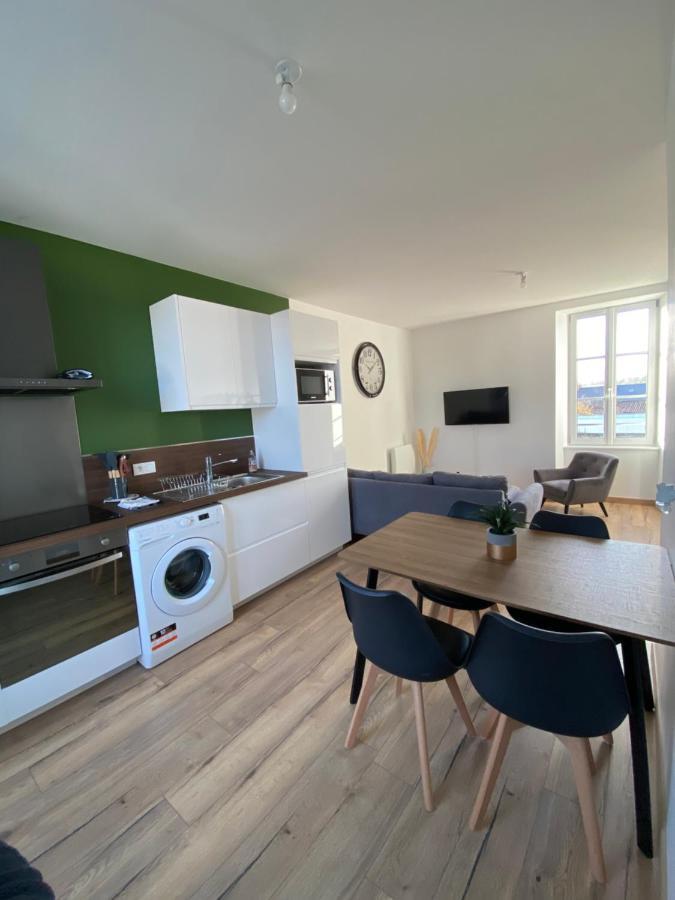 Le Duplex Tout Confort Bressuire Esterno foto