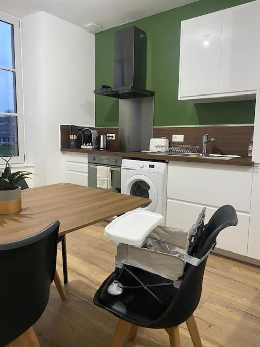 Le Duplex Tout Confort Bressuire Esterno foto